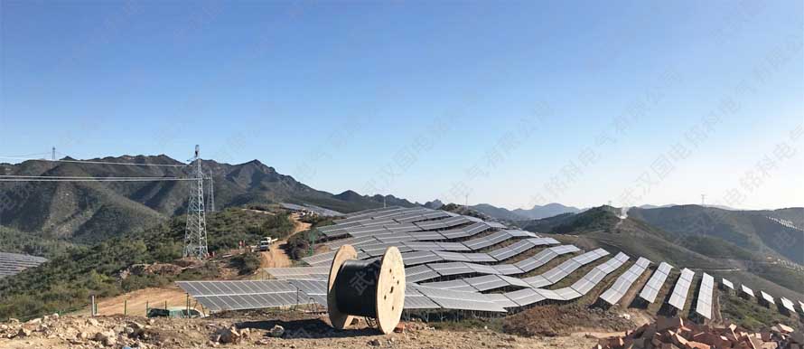 銘科電氣趕赴山西陽(yáng)泉光伏站進(jìn)行培訓(xùn)指導(dǎo)